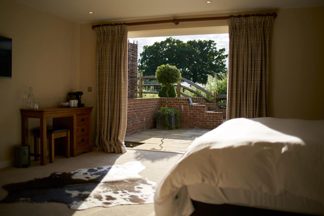 The Three Chimneys Country Pub Hotel Biddenden Kültér fotó